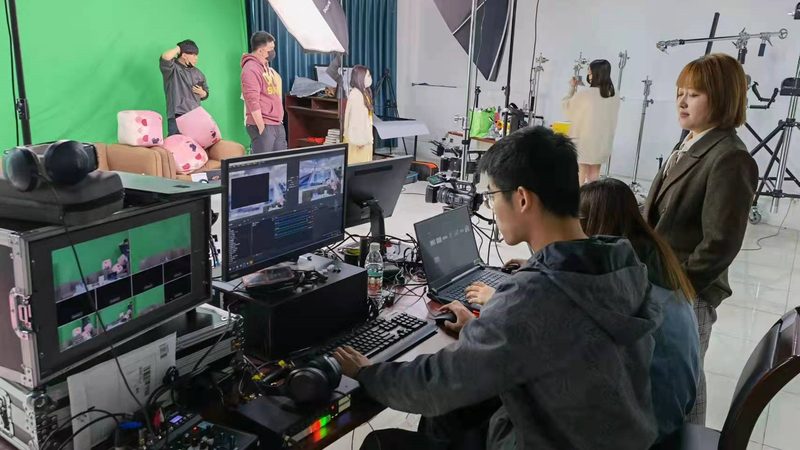 媒介投放采购：如何精准把握行业脉搏？**